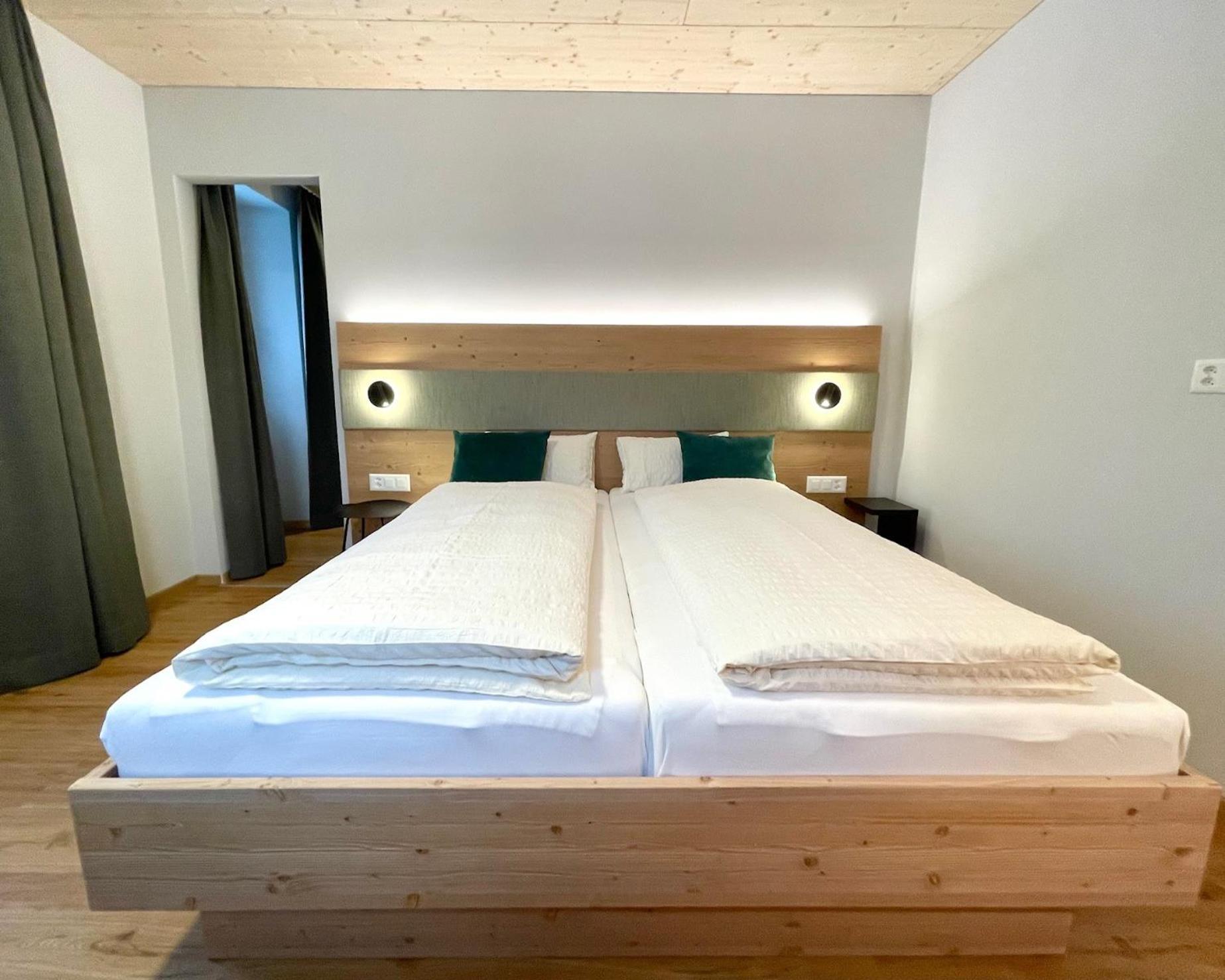 Boutique Und Bier Hotel Des Alpes Fiesch Eksteriør billede